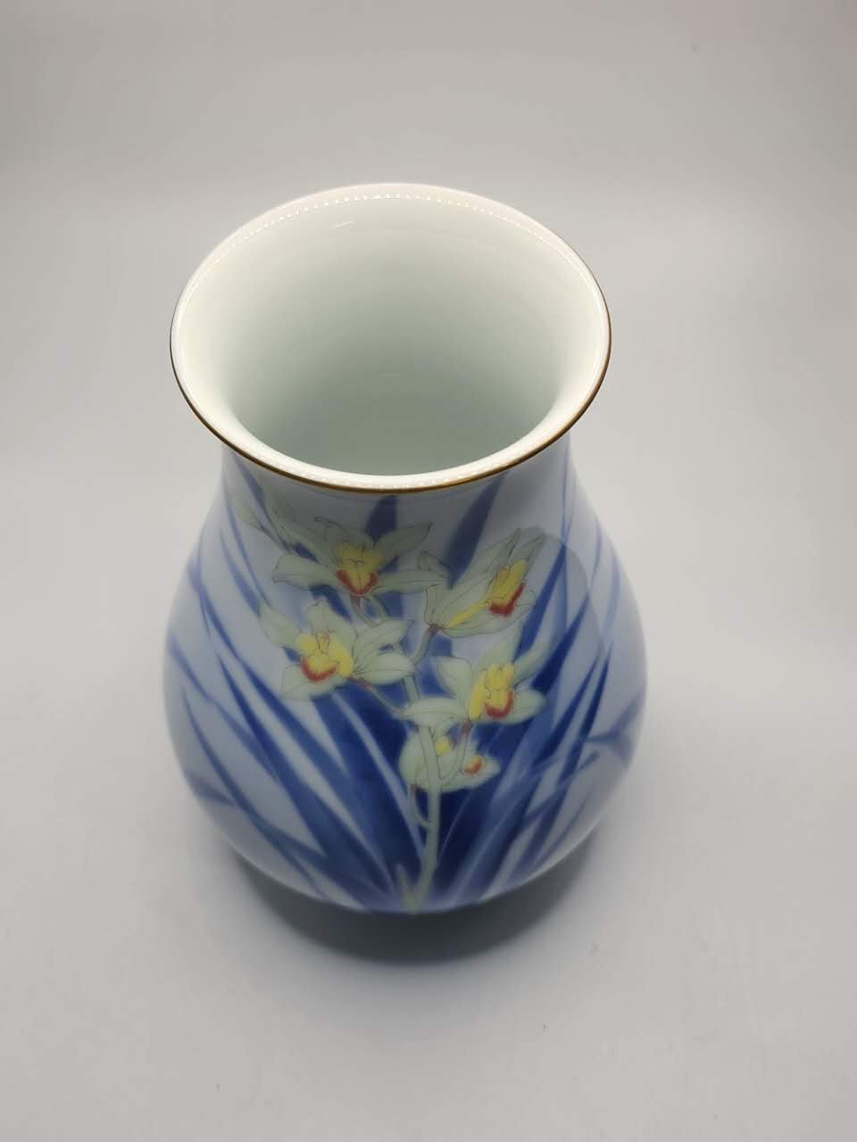 Japanese Hand-Painted Iris Porcelain Vase