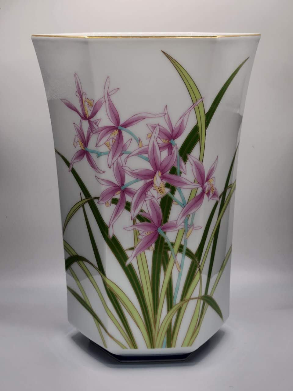 Hand-Painted Orchid Porcelain Vase | Elegant Oriental Décor