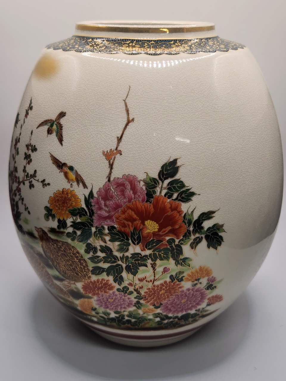 Kutani Ware Hand-Painted Floral & Bird Vase