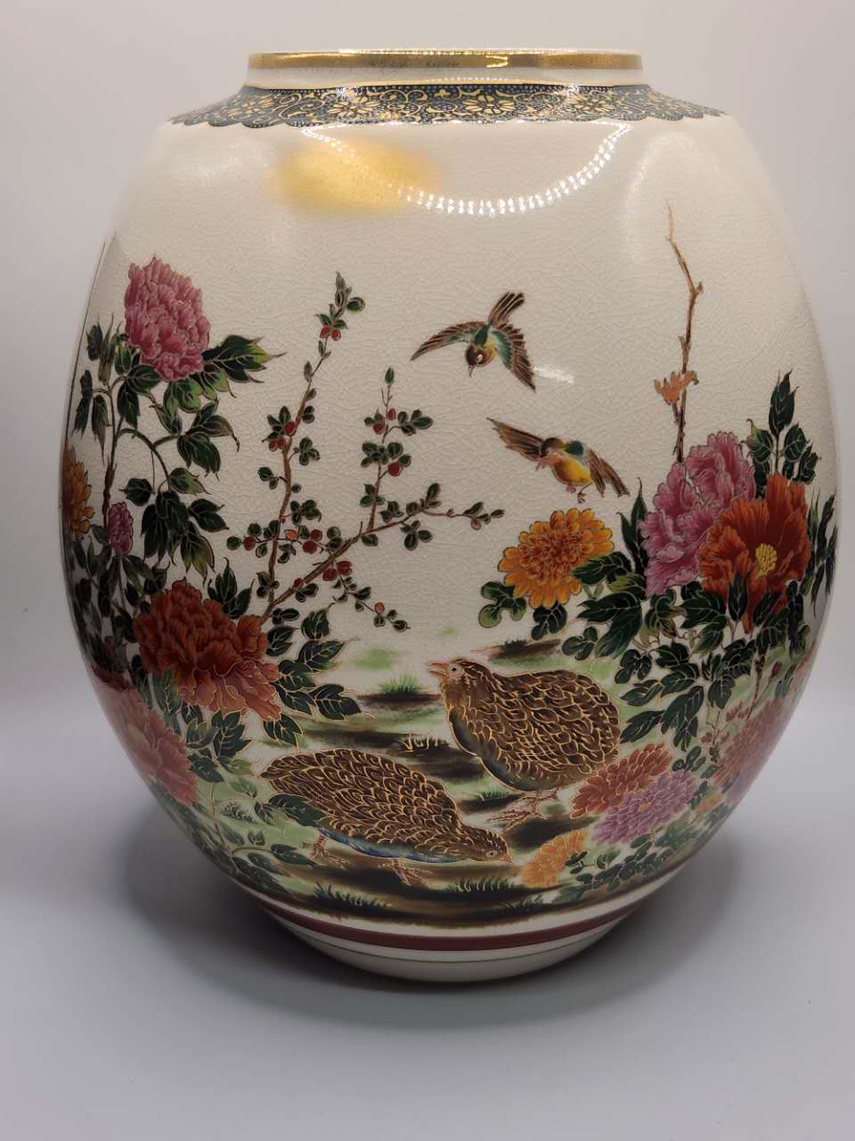 Kutani Ware Hand-Painted Floral & Bird Vase