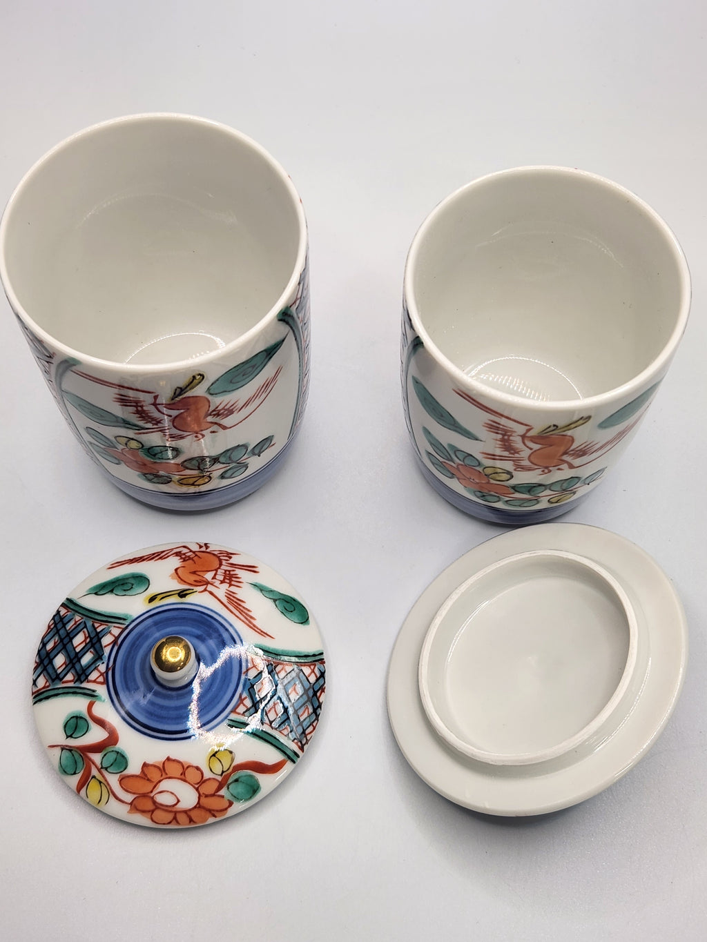 Kutani Ware Hand-Painted Lidded Tea Cups – Pair Set