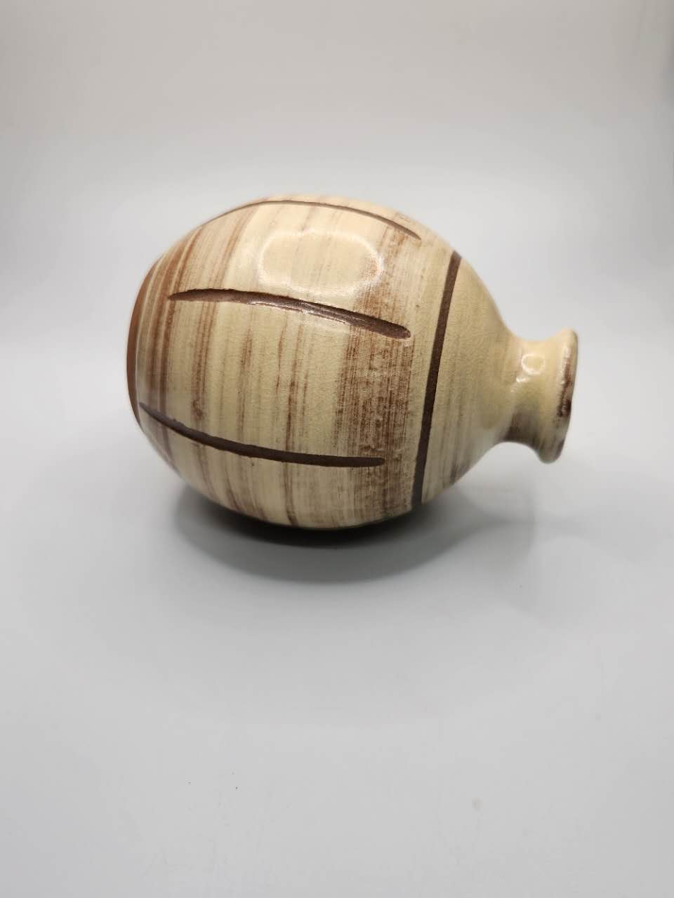 Japanese Handcrafted Ceramic Sake Bottle · Natural Brush Glaze