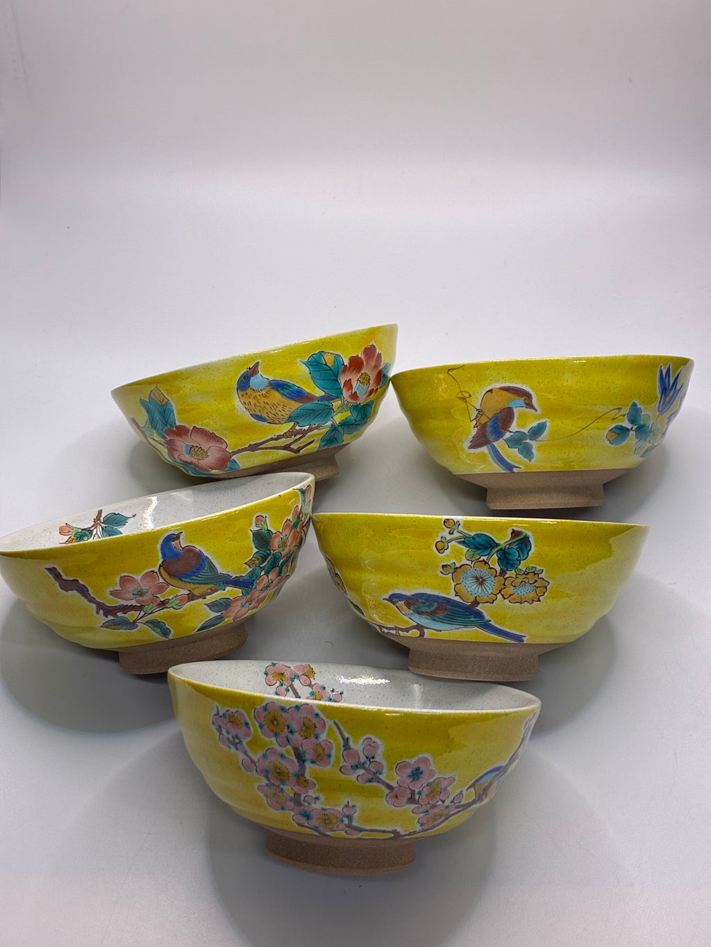 Kutani Ware Yellow-Glazed Hand-Painted Ceramic Bowl Set (5-Piece) – Japanese Tableware