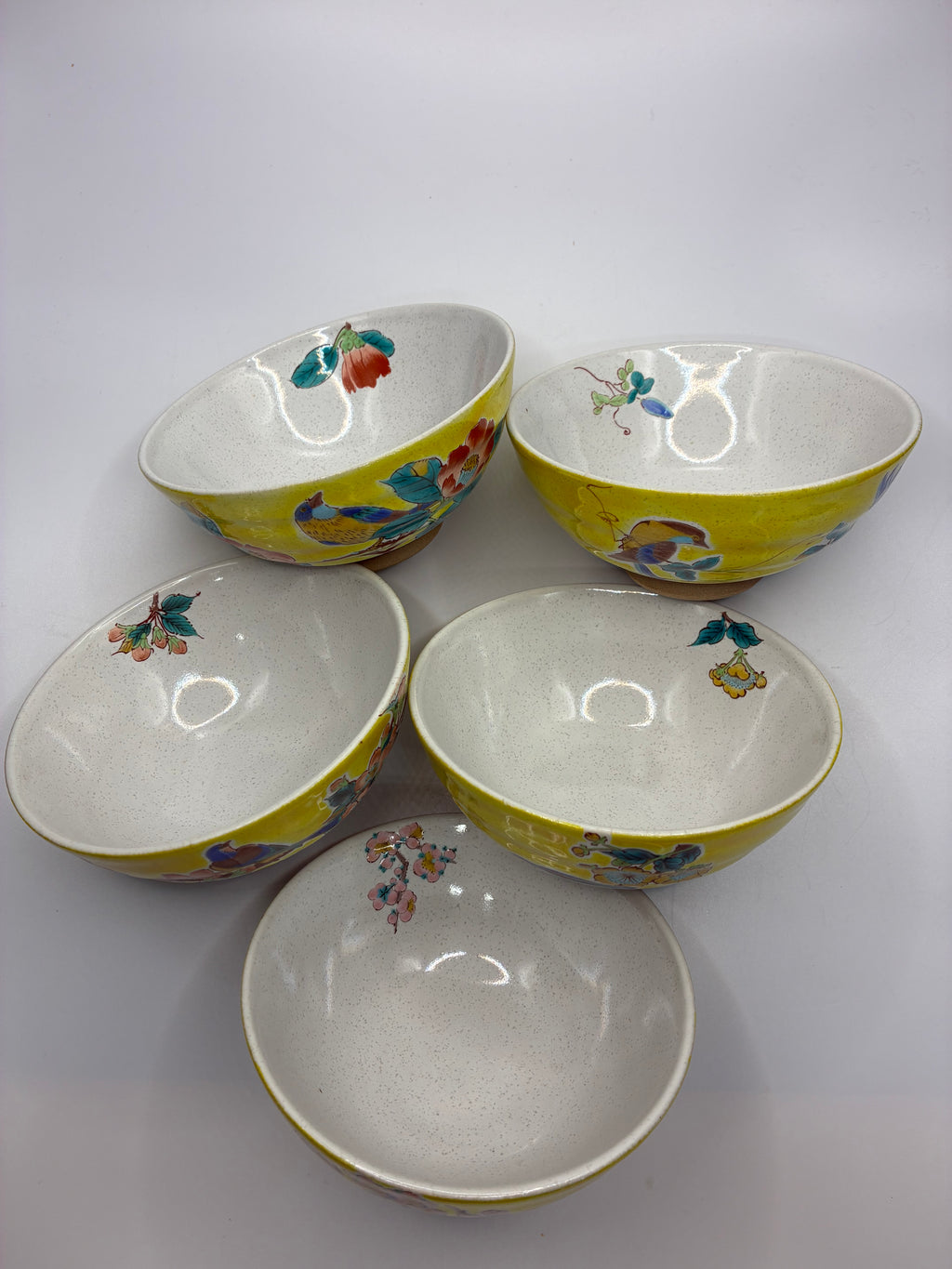 Kutani Ware Yellow-Glazed Hand-Painted Ceramic Bowl Set (5-Piece) – Japanese Tableware