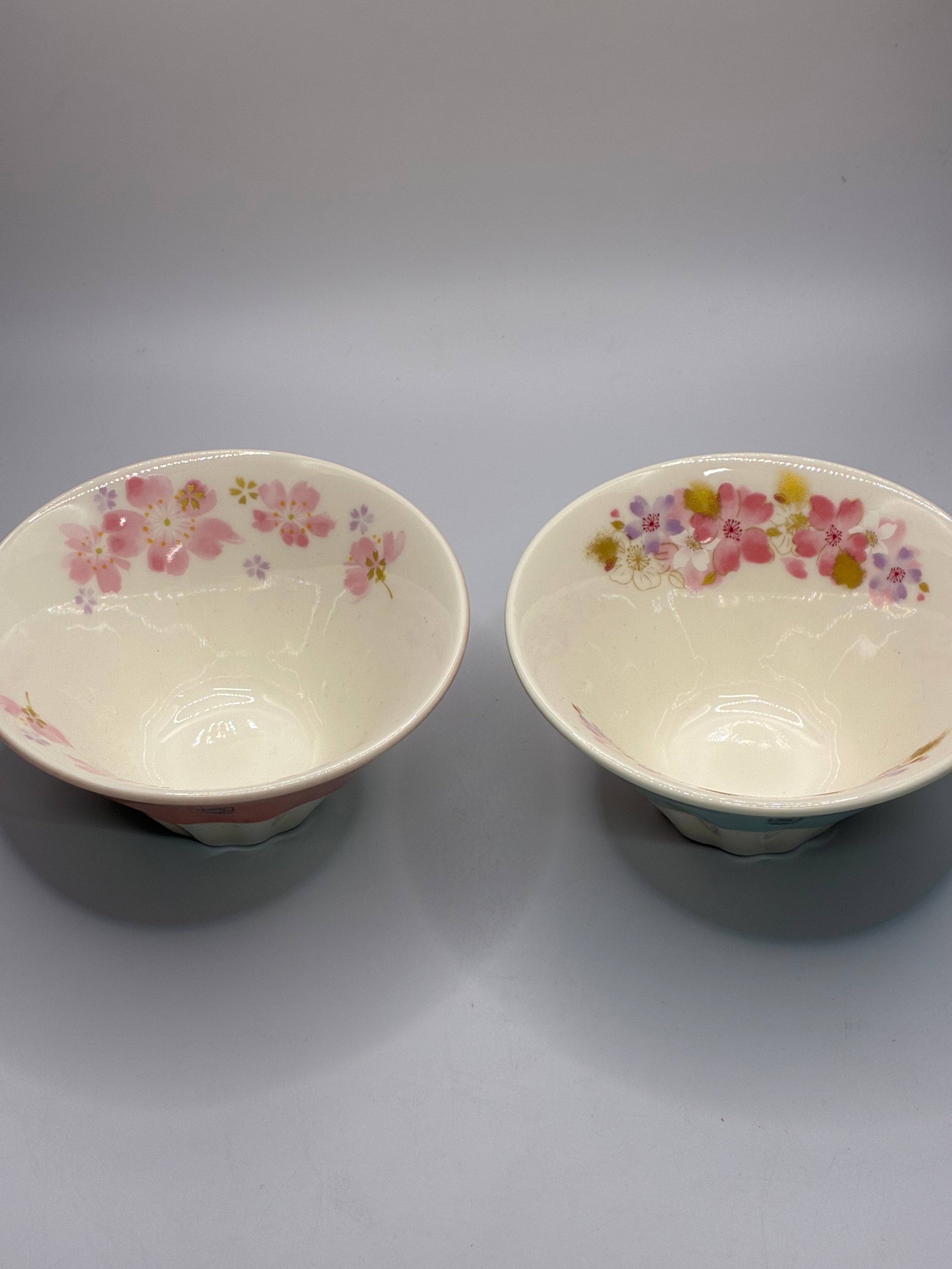 Mt. Fuji Shaped Mino Ware Ceramic Bowl Set (2-Piece) – Japanese Floral Tableware