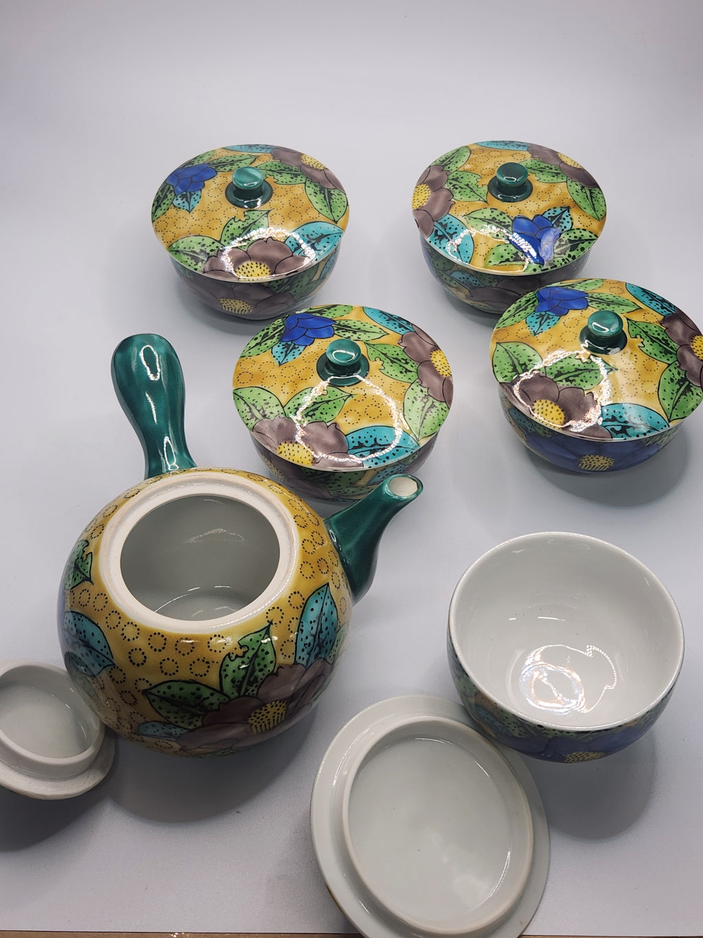 Kutani Ware Hand-Painted Floral Kyusu Tea Set | Teapot with Cups