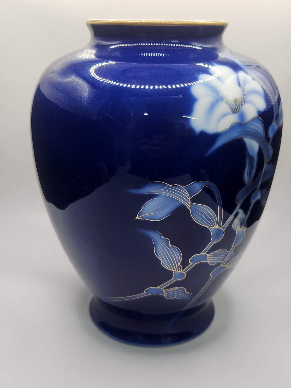 Fukagawa Porcelain Hand-Painted Cobalt Blue Floral Vase