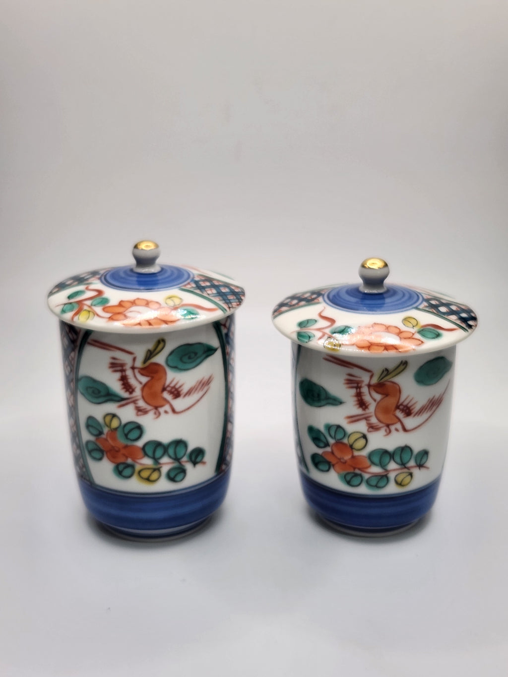 Kutani Ware Hand-Painted Lidded Tea Cups – Pair Set