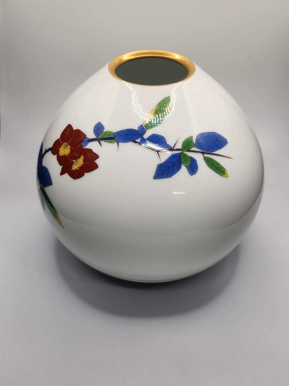 Hand-Painted Floral Porcelain Vase with Gilded Rim