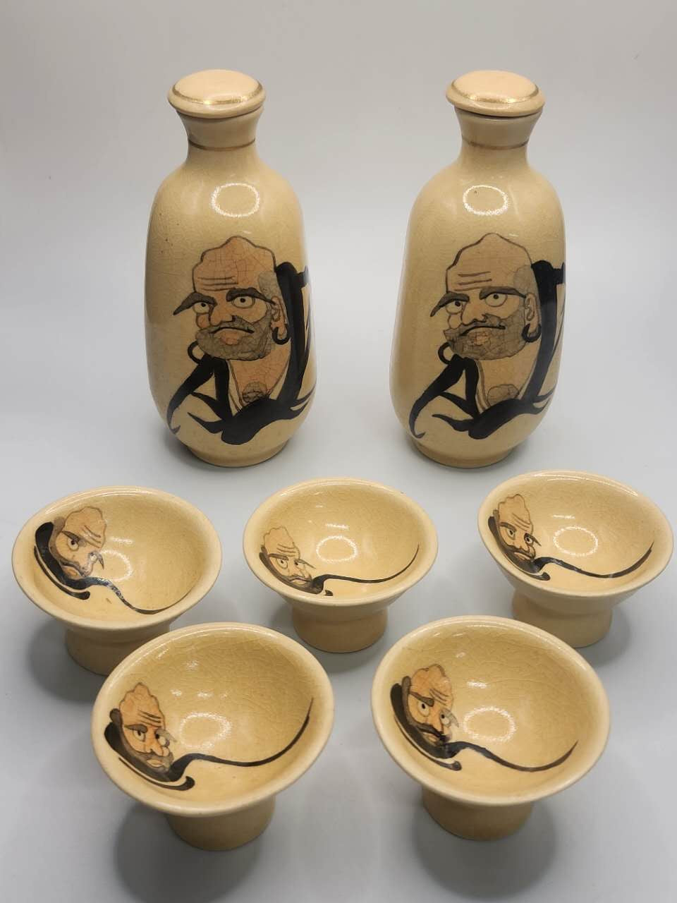 Daruma Motif Kiyomizu Ware Sake Set | Collector’s Edition