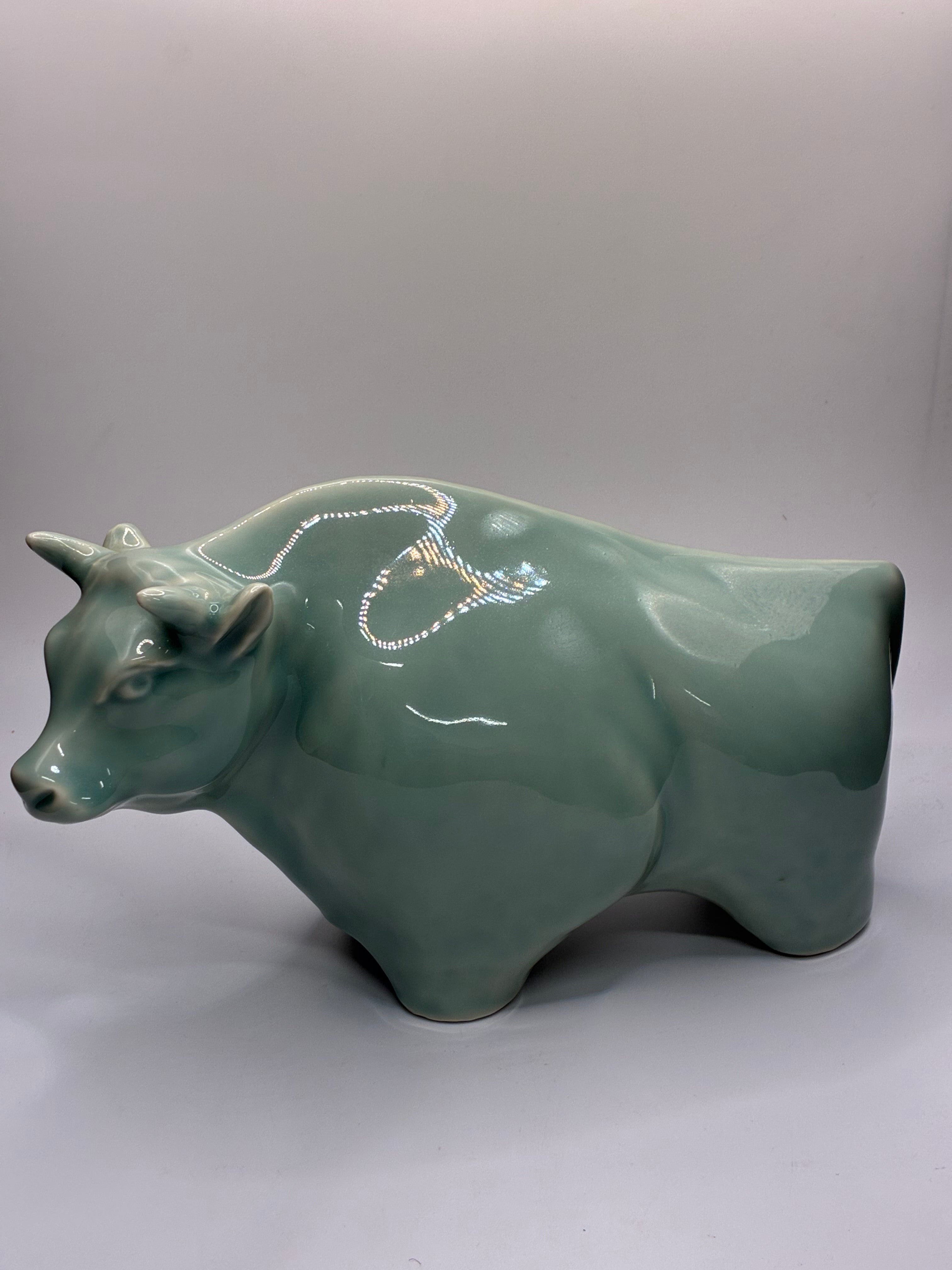 Japanese Celadon Ox Figurine – Glazed Porcelain Decorative Ornament