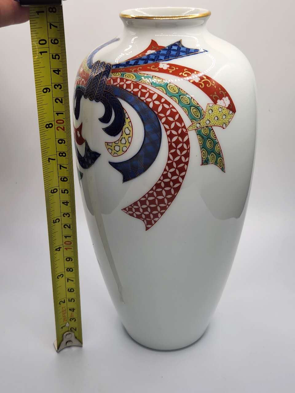 Kutani Ware Hand-Painted Phoenix Vase