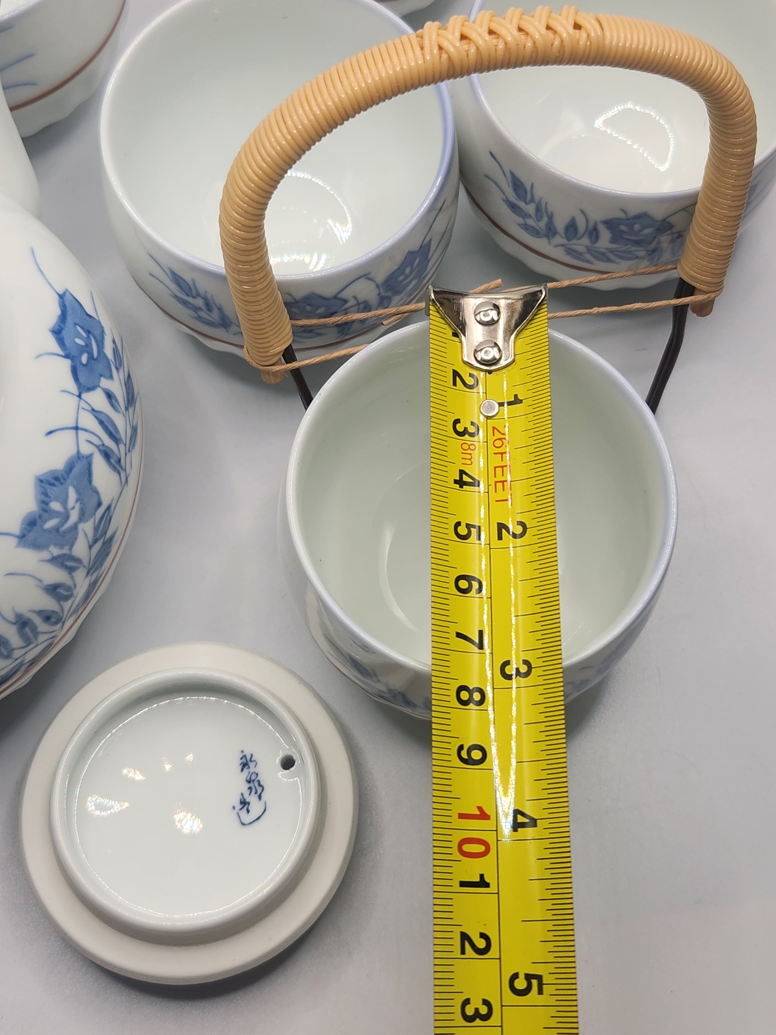 Arita Ware Blue & White Tea Set – Teapot with 5 Cups
