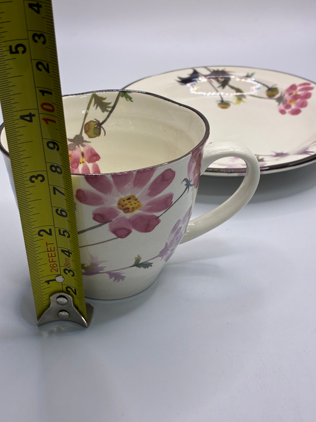 Japanese Floral Ceramic Cup & Saucer Set – Elegant Tea & Coffee Cup