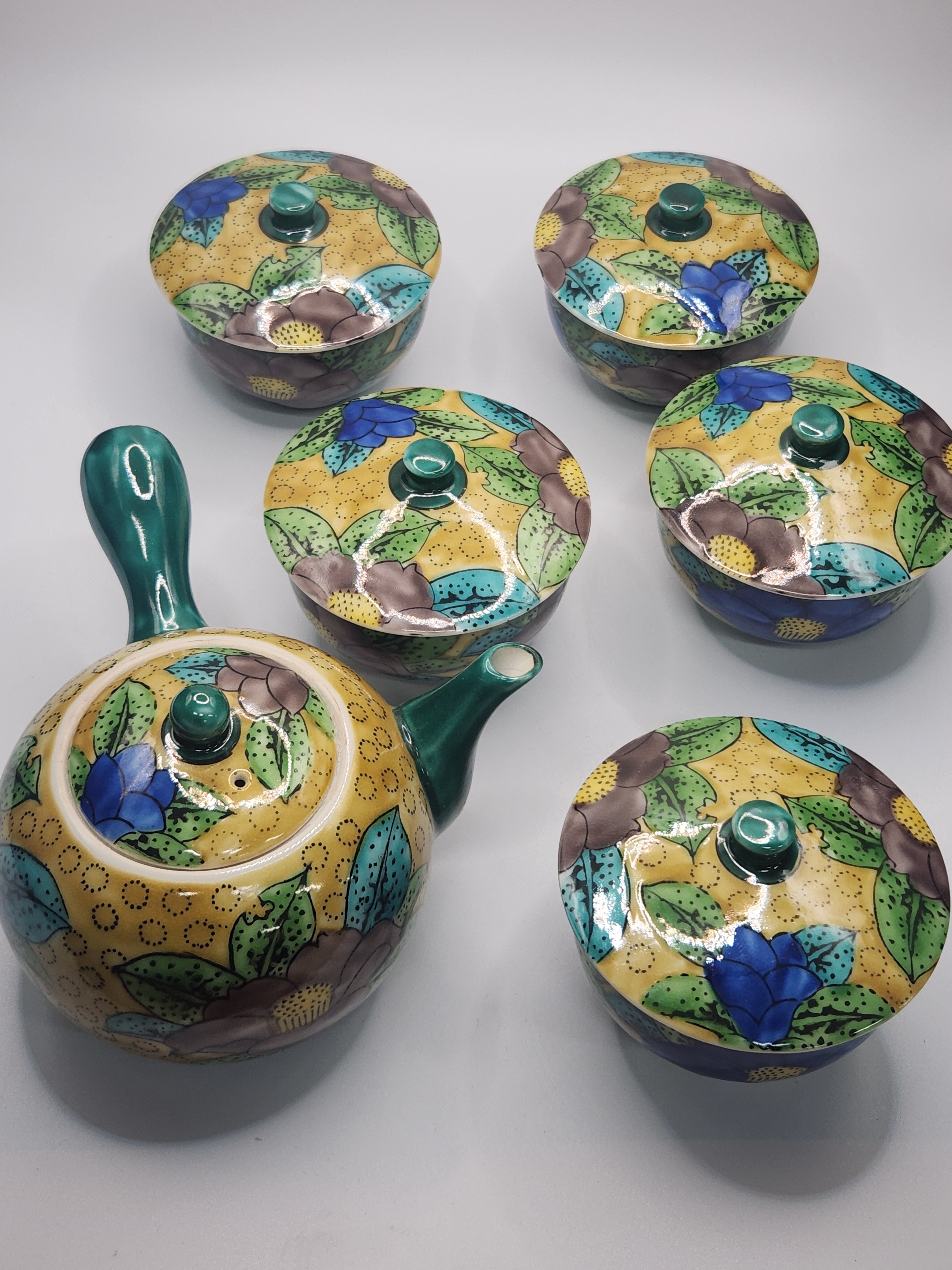 Kutani Ware Hand-Painted Floral Kyusu Tea Set | Teapot with Cups