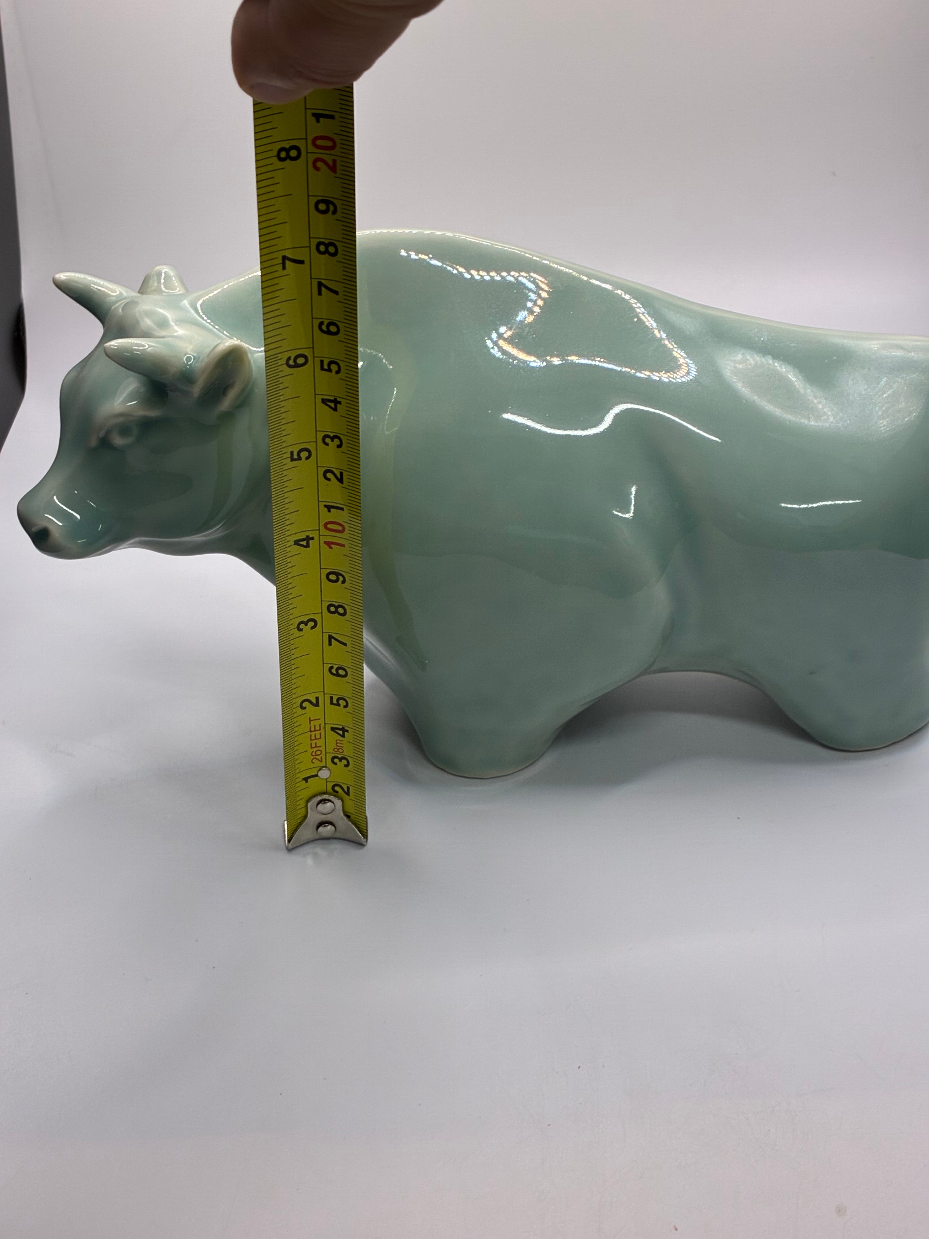 Japanese Celadon Ox Figurine – Glazed Porcelain Decorative Ornament